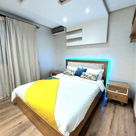 Appartement Pour Familles En Residence Avec Piscine Et Wifi มาร์ราเกช ภายนอก รูปภาพ