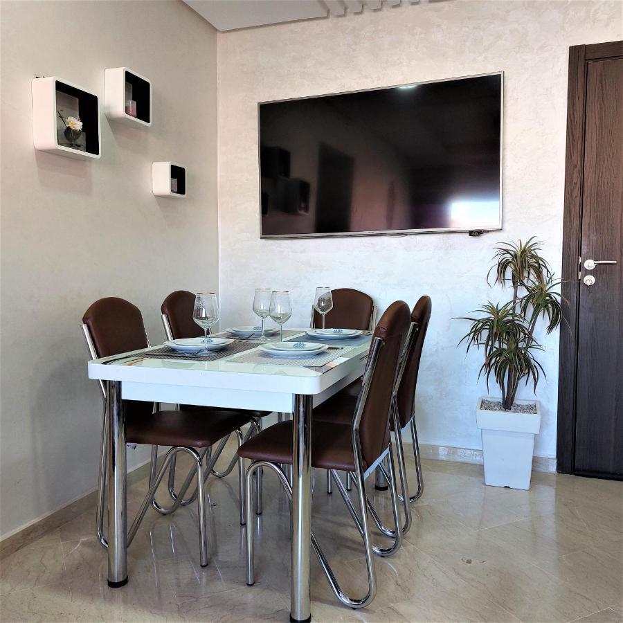 Appartement Pour Familles En Residence Avec Piscine Et Wifi มาร์ราเกช ภายนอก รูปภาพ
