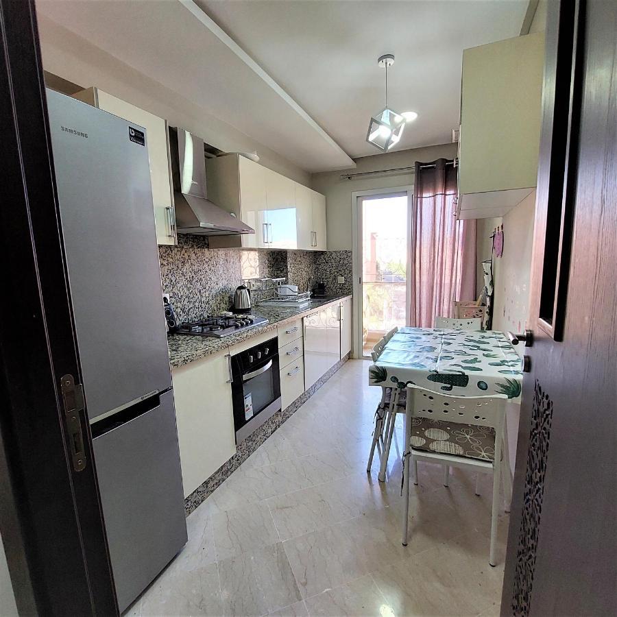 Appartement Pour Familles En Residence Avec Piscine Et Wifi มาร์ราเกช ภายนอก รูปภาพ