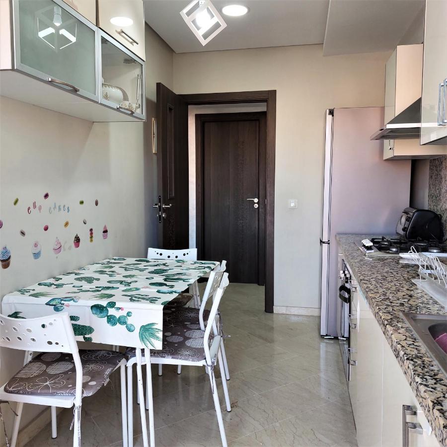 Appartement Pour Familles En Residence Avec Piscine Et Wifi มาร์ราเกช ภายนอก รูปภาพ
