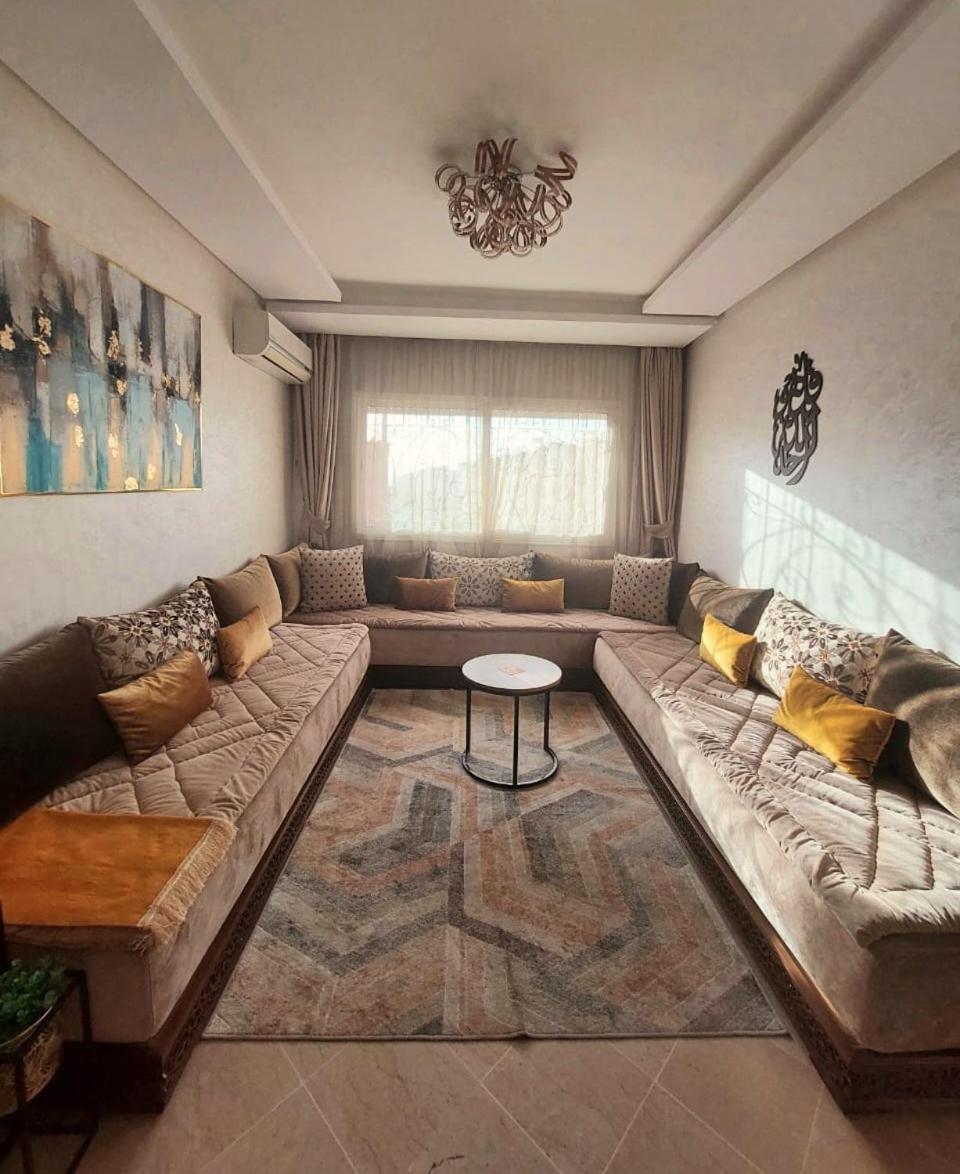 Appartement Pour Familles En Residence Avec Piscine Et Wifi มาร์ราเกช ภายนอก รูปภาพ