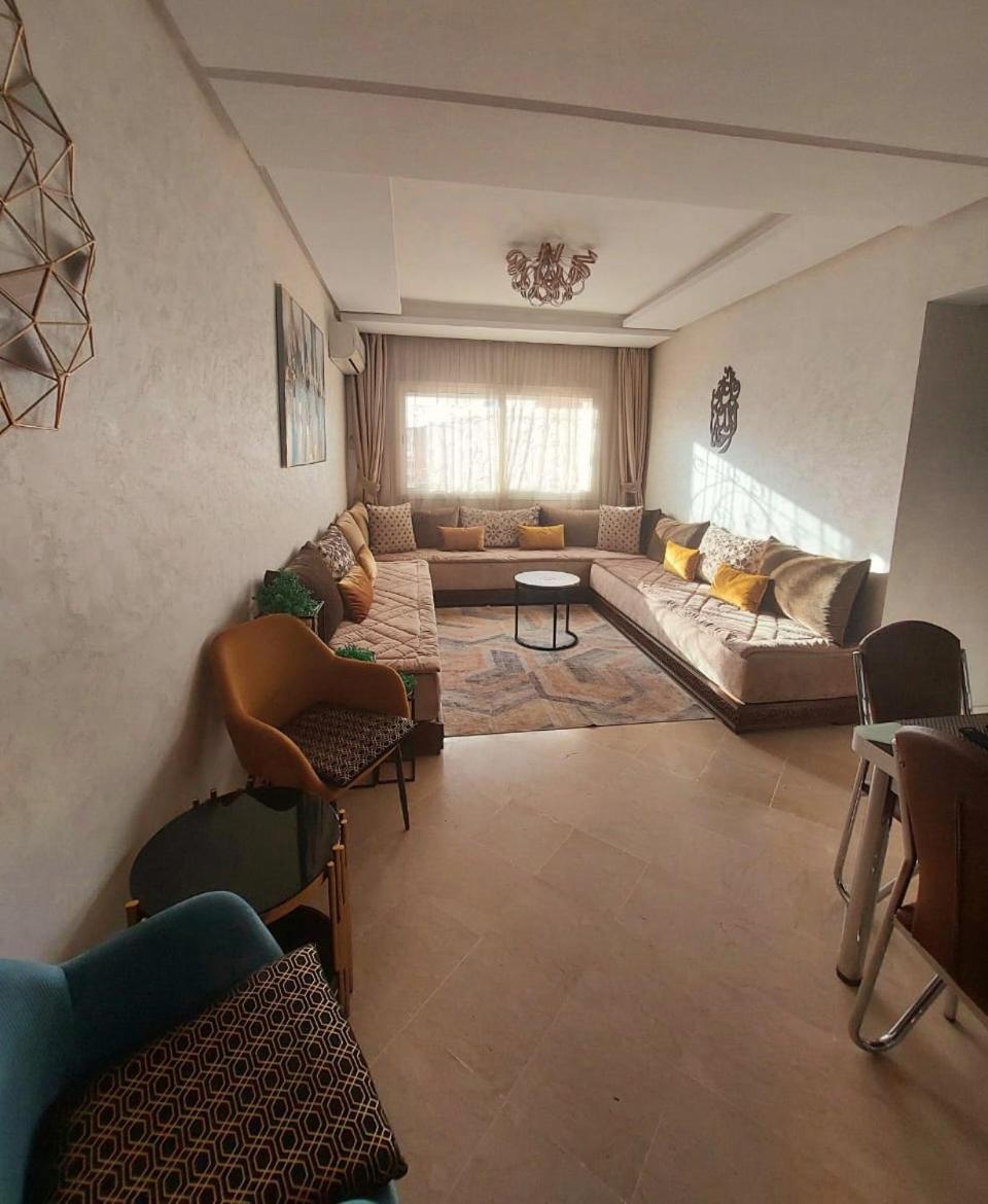 Appartement Pour Familles En Residence Avec Piscine Et Wifi มาร์ราเกช ภายนอก รูปภาพ